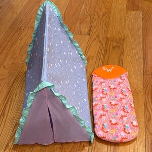 American Girl Wellie Wisher Purple Star Tent with Pink Accents and Sleeping Bag